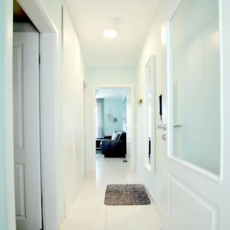 Gmelinstra_e 12_ Whg_ 13_ Haus Mee Daire